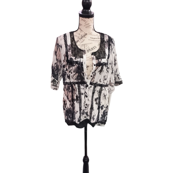 Notations Tops - Notations Black and White Flutter Sleeve Blouse